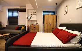 Central Athens Cosy Home Galatsi Kypseli Heart!